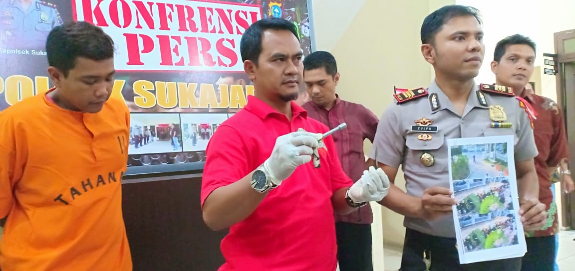 Kapolsek Sukajadi Pimpin Konferensi Pers Penangkapan Pelaku Curanmor